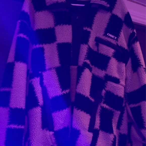 I don’t wear it anymore - Picture 2 of 3